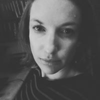 Sarah Turk Photo 16