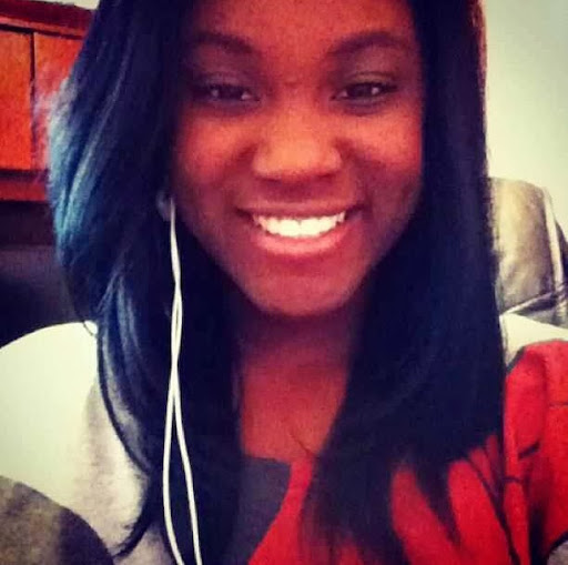 Crystal Howell Photo 6