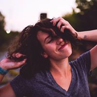 Julia Bonney Photo 11