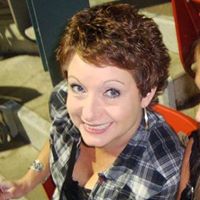 Karen Elliott Photo 18