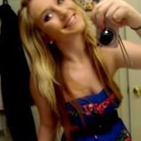 Amber Robins Photo 21