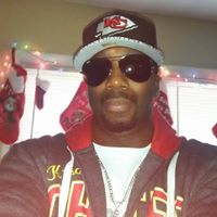 Quinton Brown Photo 12