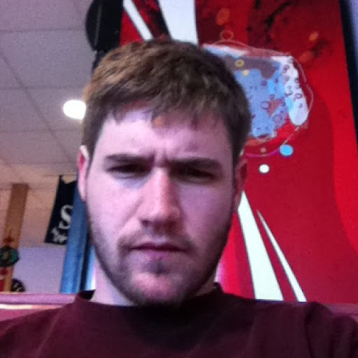 Alexander Daniels Photo 39