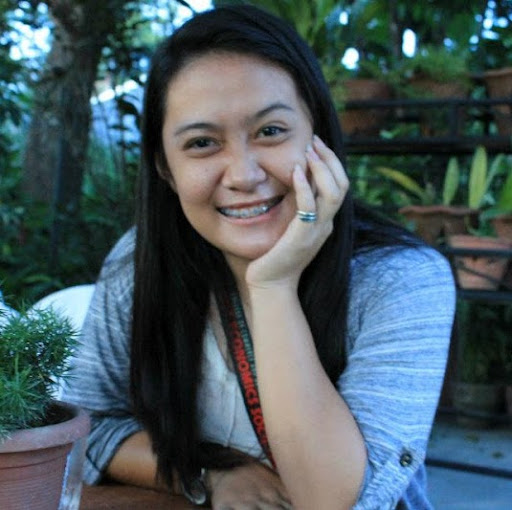 Pauline Rosales Photo 6