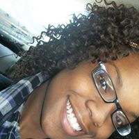 Chrissy Howell Photo 2