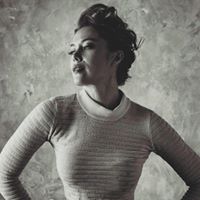 Amy Weller Photo 23