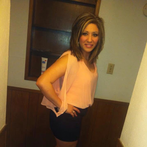 Holly Garcia Photo 13