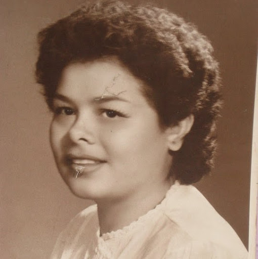 Julia Ahumada Photo 8