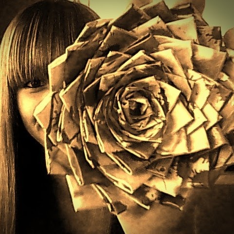 Alyssa Howard Photo 16