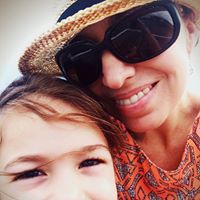 Kristine Yates Photo 8