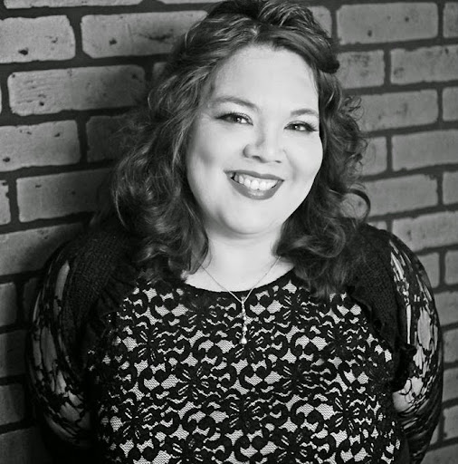 Laurie Suarez Photo 4
