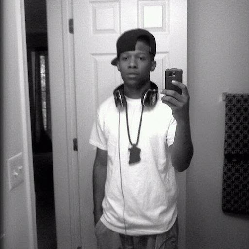 Dennis Hawkins Photo 28