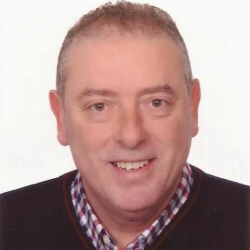 Manuel Bueno Photo 34