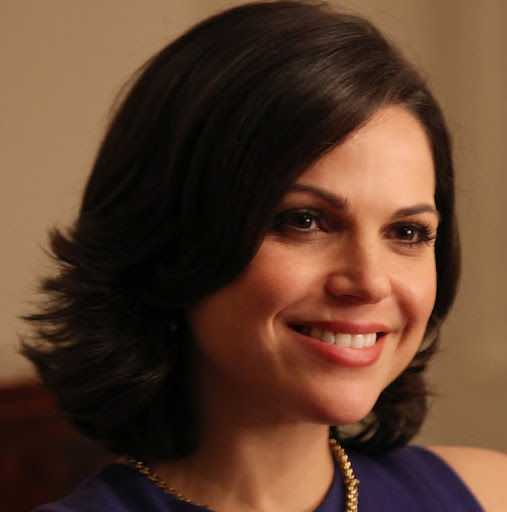 Regina Mills Photo 36