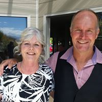 Angela Calvert Photo 8