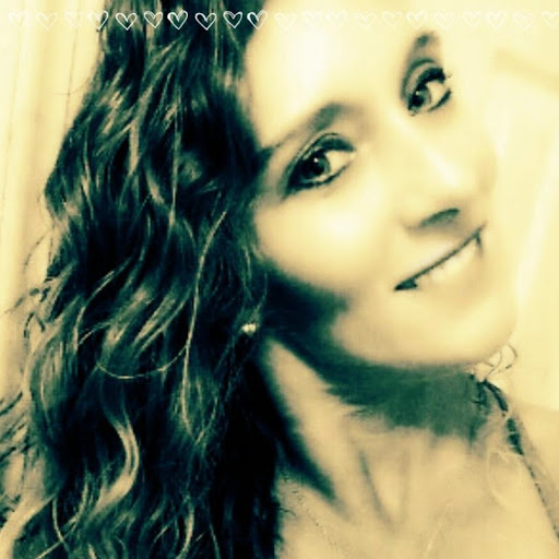 Amanda Derrick Photo 30