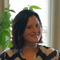 Katherine Thompson Photo 29