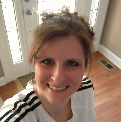 Julie Abbott Photo 19