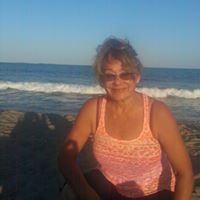 Carmen Valentin Photo 24