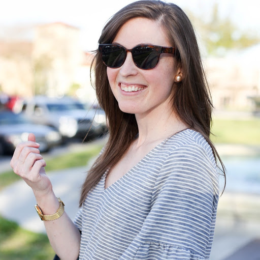 Rebecca Paul Photo 19