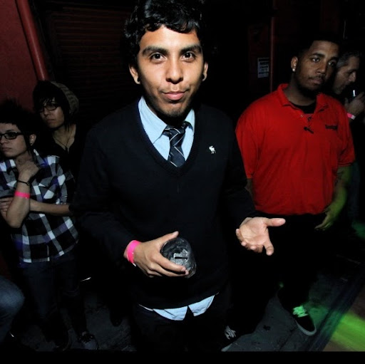 Randy Rodriguez Photo 24
