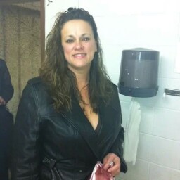 Laurie Bradford Photo 15