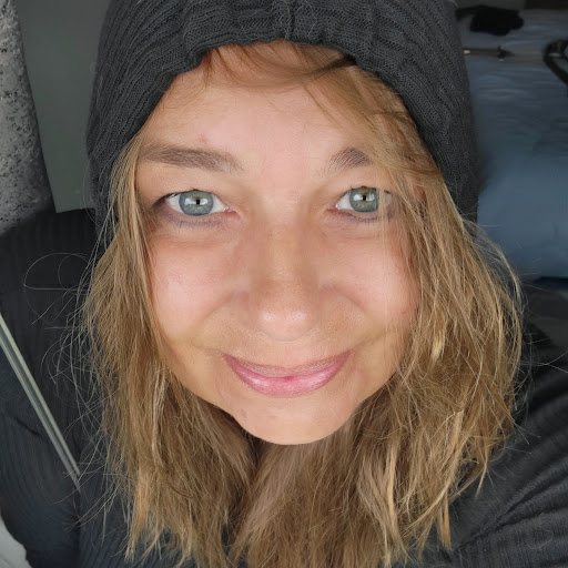 Laura Burkett Photo 31