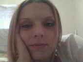 Holly Cox Photo 25
