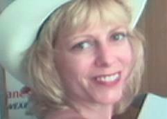 Renee Hamilton Photo 8
