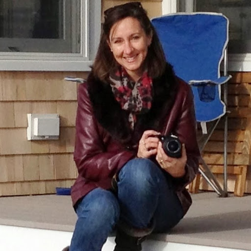 Jennifer Edwards Photo 18