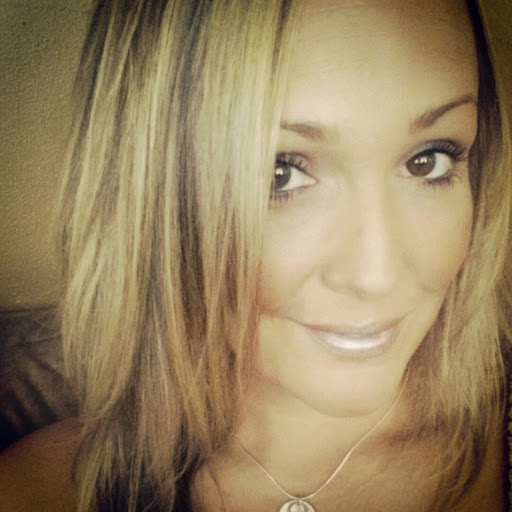 Jessica Burden Photo 14