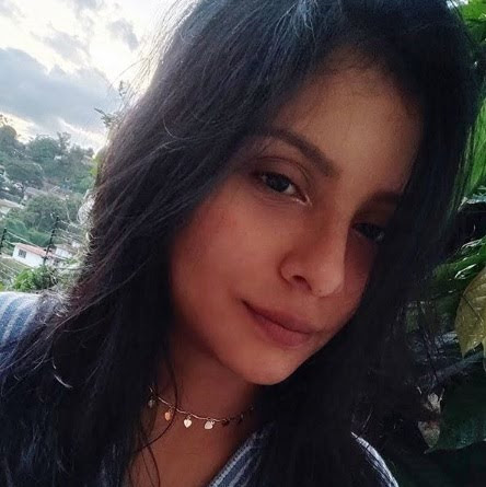 Alejandra Lopez Photo 8