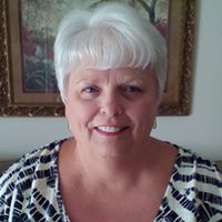 Linda Pitts Photo 22