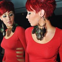 Elizabeth Saville Photo 5