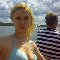 Sara Robins Photo 12