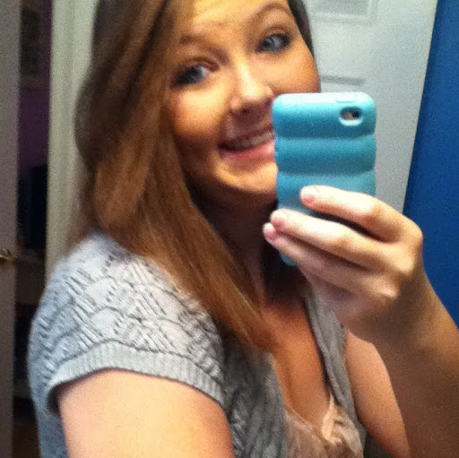 Caitlin Cox Photo 11