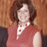 Mary Cromwell Photo 24
