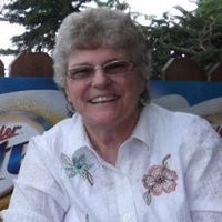 Jacqueline Schroeder Photo 20