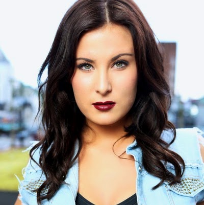 Aimee Payne Photo 17