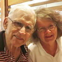 Rachel Bush Photo 25