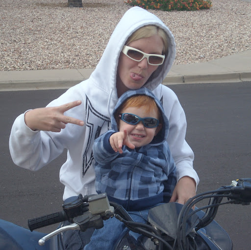 Amanda Mclaughlin Photo 9