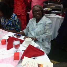 Mandy Connelly Photo 5