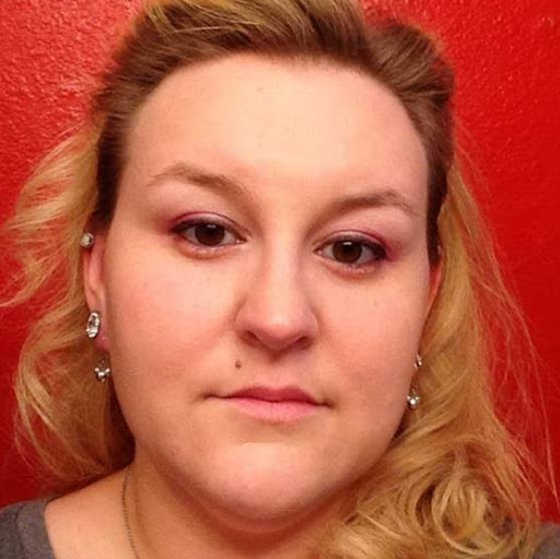 Stefanie Johnson Photo 26