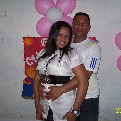 Roger Kelly Photo 33