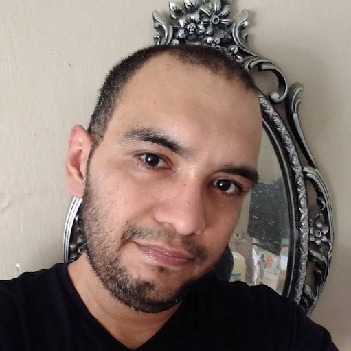 Carlos Quevedo Photo 17