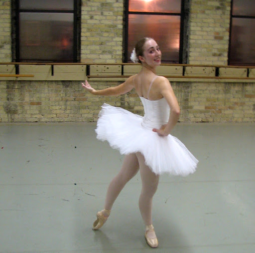 Sarah Frederick Photo 34