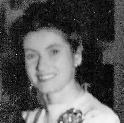 Elizabeth Schuler Photo 33 Elizabeth Schuler Photo 33