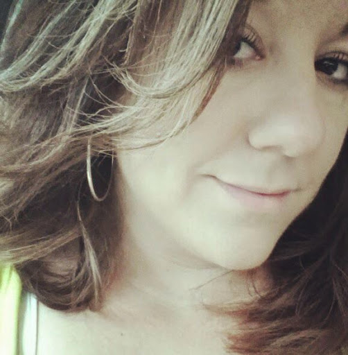 Michelle Barnes Photo 6