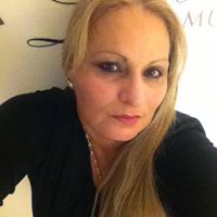 Ana Quiroz Photo 12