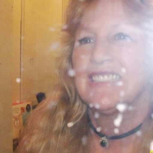 Debbie Ritchie Photo 12